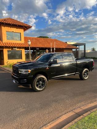 RAM 2500 6.7 I6 TURBO DIESEL LARAMIE CD 4X4 AUTOMÁTICO