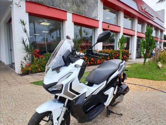 HONDA ADV 