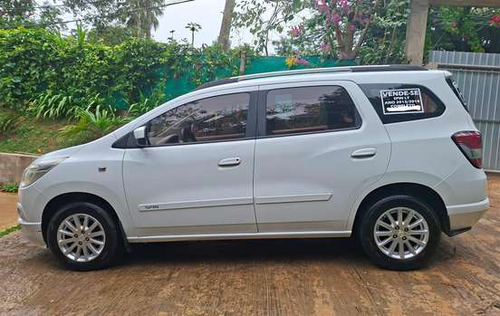 CHEVROLET-SPIN-2013