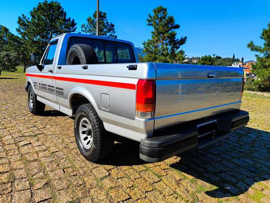 FORD-F-1000-1993