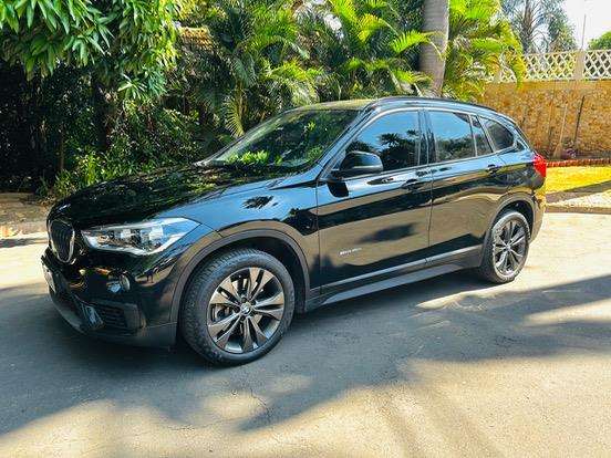 BMW-X1-2.0 16V TURBO ACTIVEFLEX SDRIVE20I 4P AUTOMÁTICO BMW-X1-2017