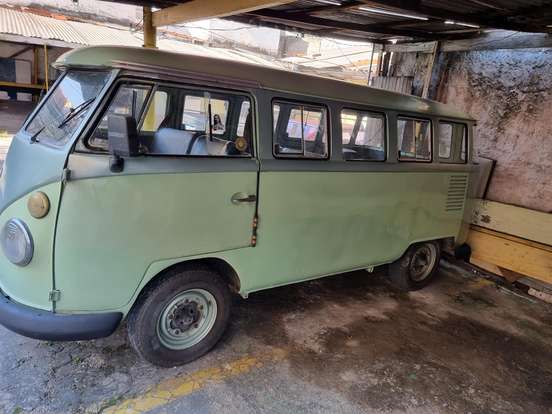 VOLKSWAGEN-KOMBI-1967