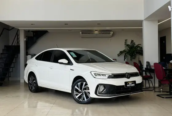 VOLKSWAGEN VIRTUS 1.0 200 TSI HIGHLINE AUTOMÁTICO