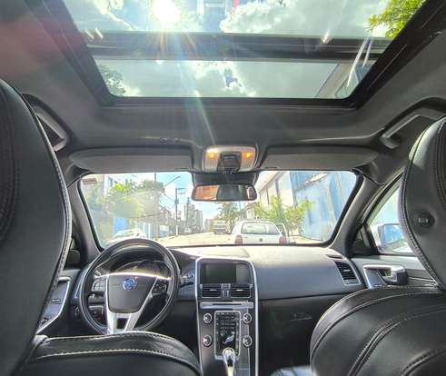 VOLVO-XC60-2013