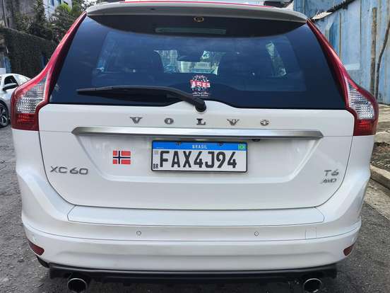VOLVO-XC60-3.0 T6 RD AWD TURBO GASOLINA 4P AUTOMÁTICO VOLVO-XC60-2013