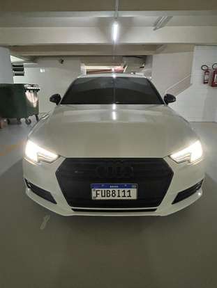 AUDI-A4-2017