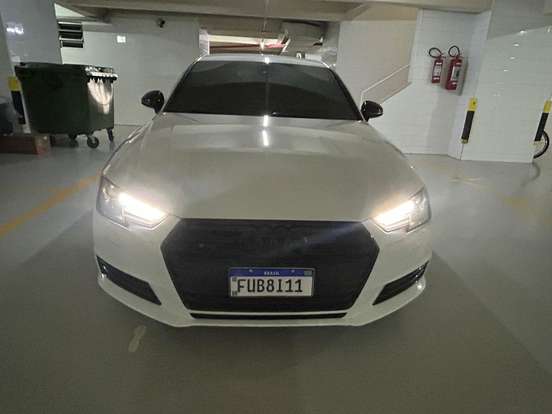 AUDI-A4-2017