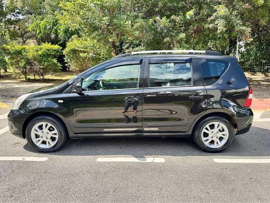NISSAN-LIVINA-1.8 SL 16V FLEX 4P AUTOMÁTICO NISSAN-LIVINA-2012