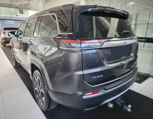 JEEP-COMMANDER-2022