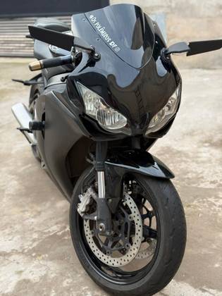 HONDA CBR 1000RR FIREBLADE 