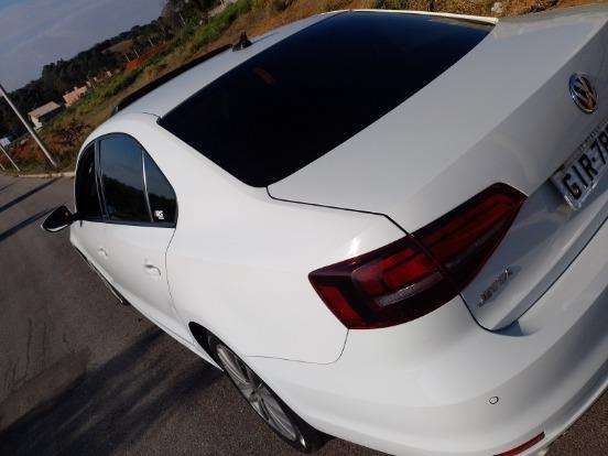 VOLKSWAGEN-JETTA-2.0 COMFORTLINE FLEX 4P TIPTRONIC VOLKSWAGEN-JETTA-2015