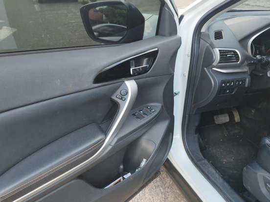 MITSUBISHI-ECLIPSE CROSS-1.5 MIVEC TURBO GASOLINA HPE-S CVT MITSUBISHI-ECLIPSE CROSS-2019