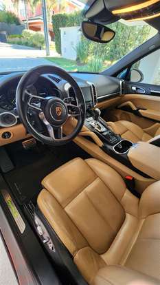 PORSCHE-CAYENNE-2017