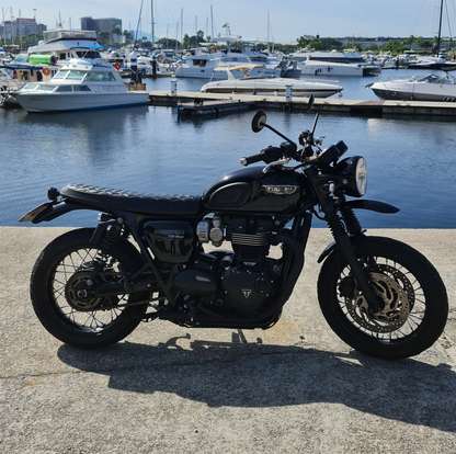 TRIUMPH-BONNEVILLE T120 BLACK 1200 TRIUMPH-BONNEVILLE T120 BLACK 1200-2017