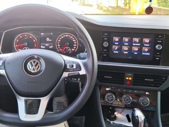 VOLKSWAGEN-JETTA-1.4 250 TSI TOTAL FLEX TIPTRONIC VOLKSWAGEN-JETTA-2018