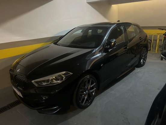 BMW-118i-1.5 12V GASOLINA M SPORT STEPTRONIC BMW-118i-2023