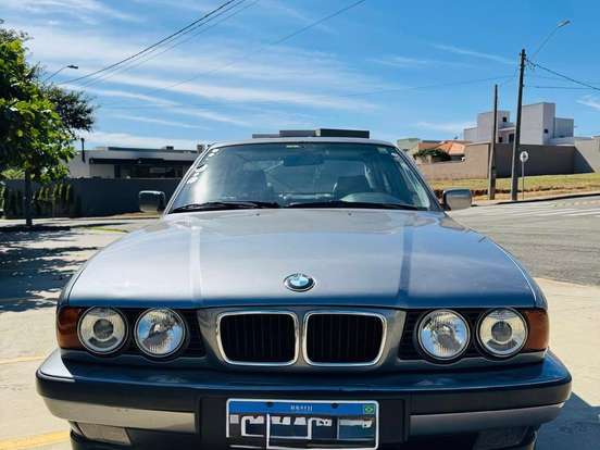 BMW-540i-4.0 SEDAN V8 32V GASOLINA 4P AUTOMÁTICO BMW-540i-1993