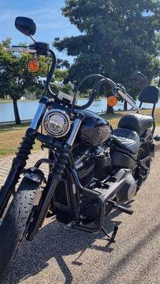 HARLEY-DAVIDSON-SOFTAIL STREET BOB-2019