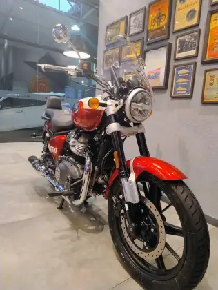 ROYAL ENFIELD METEOR 650 CELESTIAL ROYAL ENFIELD METEOR 650 CELESTIAL