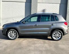 VOLKSWAGEN TIGUAN 2.0 TSI 16V TURBO GASOLINA 4P TIPTRONIC VOLKSWAGEN TIGUAN 2.0 TSI 16V TURBO GASOLINA 4P TIPTRONIC