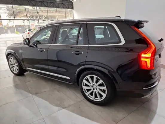 VOLVO-XC90-2016