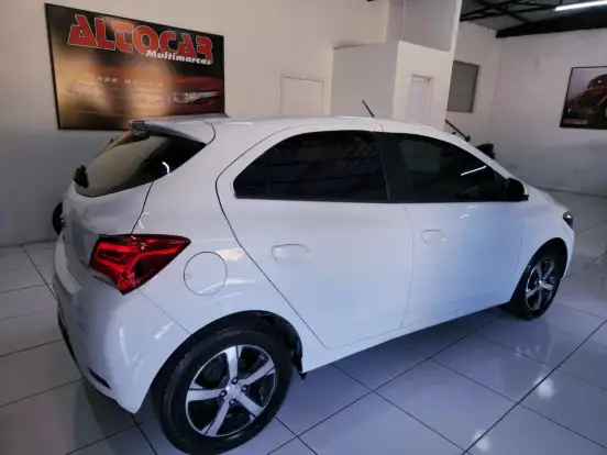 CHEVROLET-ONIX-1.4 MPFI LTZ 8V FLEX 4P MANUAL CHEVROLET-ONIX-2017
