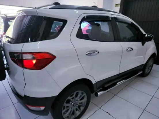 FORD-ECOSPORT-2013