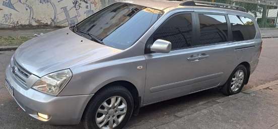 KIA-CARNIVAL-2007