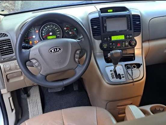 KIA-CARNIVAL-3.8 EX V6 24V GASOLINA 4P AUTOMATICO KIA-CARNIVAL-2007