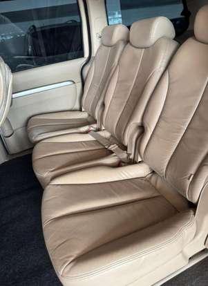 KIA-CARNIVAL-2007