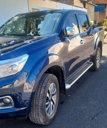 NISSAN-FRONTIER-2020
