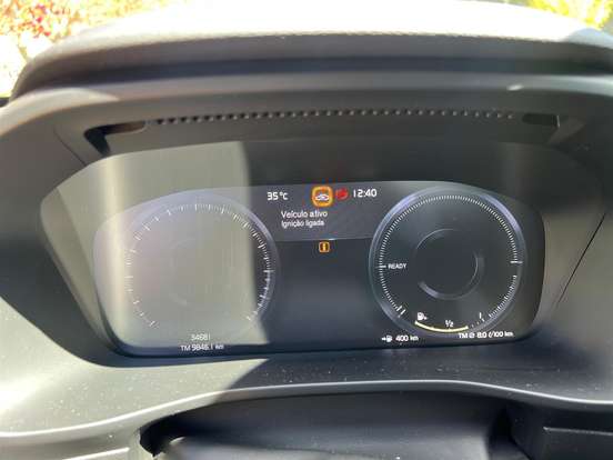 VOLVO-XC40-1.5 T5 RECHARGE R-DESIGN GEARTRONIC VOLVO-XC40-2020