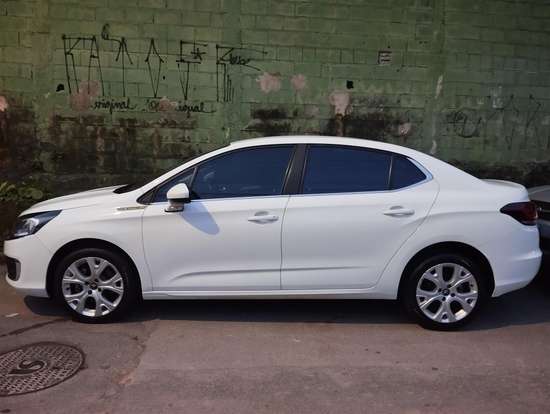 CITROËN-C4 LOUNGE-1.6 THP FLEX FEEL BVA CITROËN-C4 LOUNGE-2018