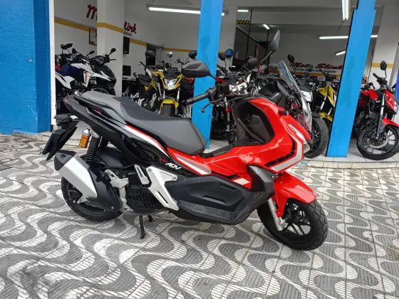 HONDA ADV 