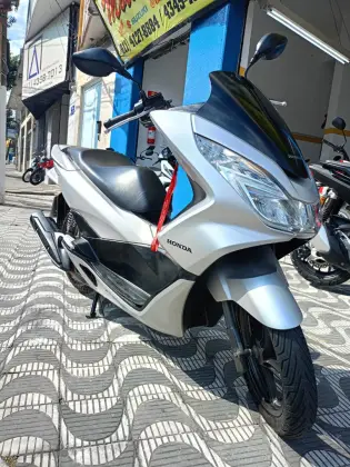 HONDA PCX 