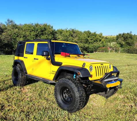 JEEP WRANGLER 3.6 UNLIMITED SPORT 4X4 V6 GASOLINA 4P AUTOMÁTICO