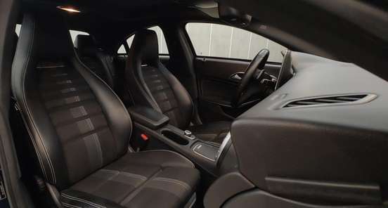 MERCEDES-BENZ-CLA 200-2017