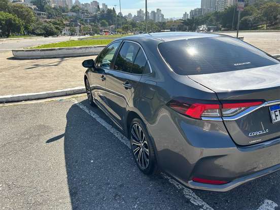 TOYOTA-COROLLA-2023