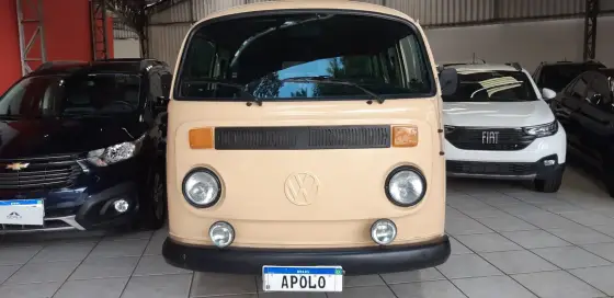 VOLKSWAGEN KOMBI 1.6 MI STD 8V GASOLINA 3P MANUAL