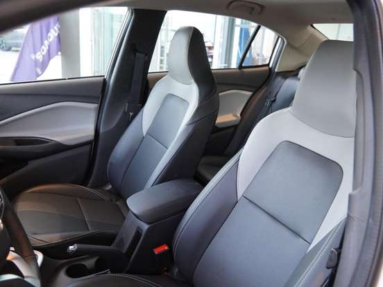 CHEVROLET-ONIX-2024
