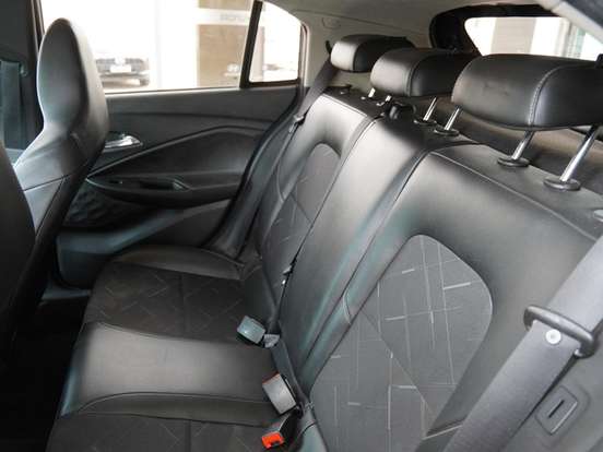 CHEVROLET-ONIX-1.0 TURBO FLEX PREMIER AUTOMÁTICO CHEVROLET-ONIX-2020