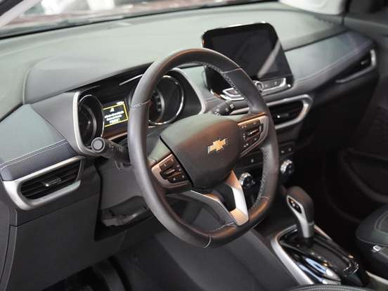 CHEVROLET-TRACKER-2022