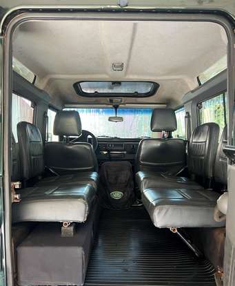 LAND ROVER-DEFENDER-2001