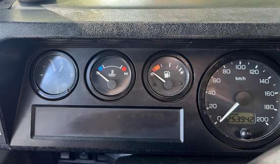 LAND ROVER-DEFENDER-2001