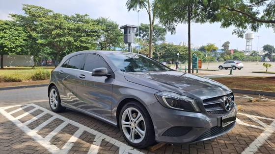 MERCEDES-BENZ A 200 1.6 TURBO 16V FLEX 4P AUTOMÁTICO