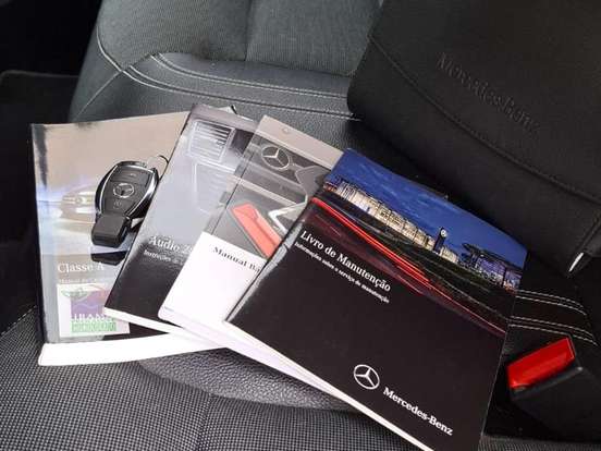 MERCEDES-BENZ-A 200-1.6 TURBO 16V FLEX 4P AUTOMÁTICO MERCEDES-BENZ-A 200-2015
