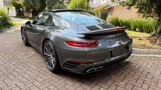 PORSCHE-911-2016