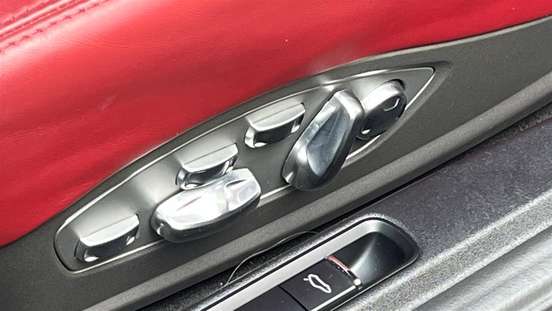 PORSCHE-911-2016