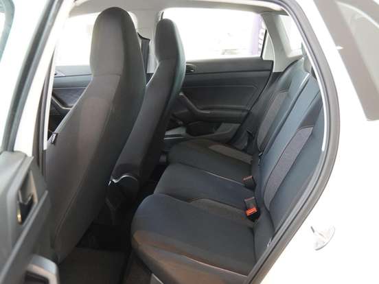 VOLKSWAGEN-POLO-2024