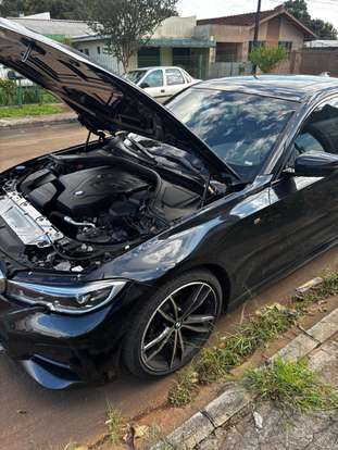 BMW-320i-2020